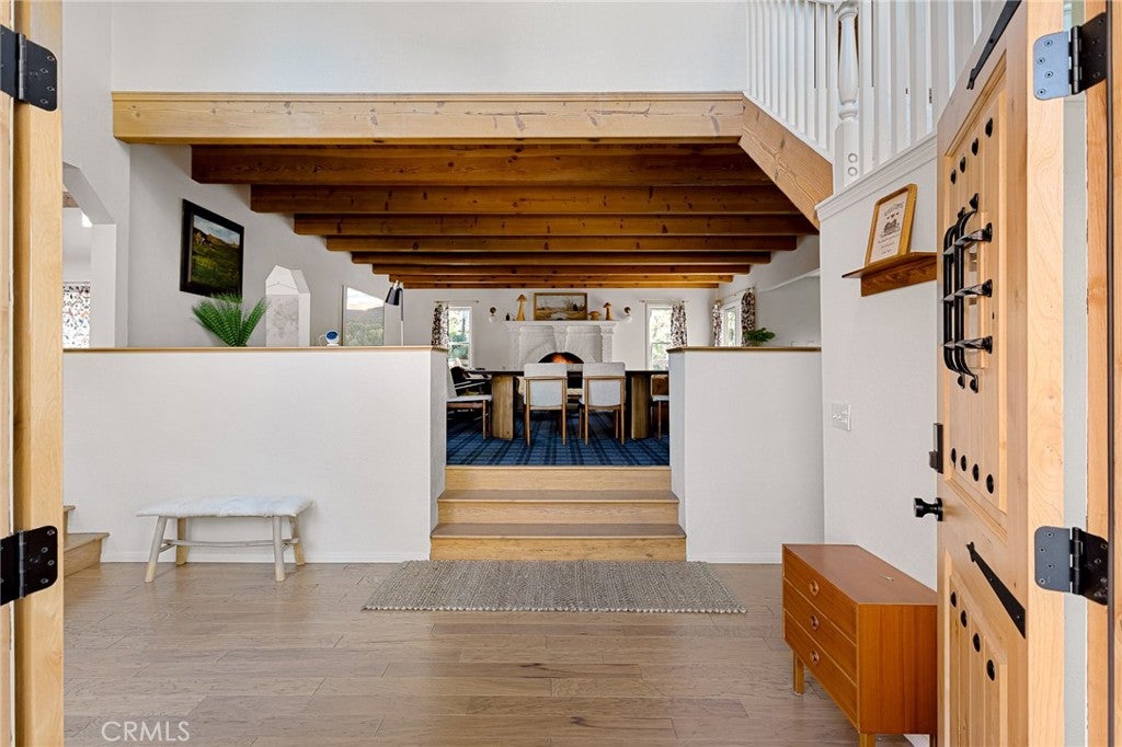 Lake Arrowhead, California, 92352, United States, 4 Bedrooms Bedrooms, ,4 BathroomsBathrooms,Residential,Active,2001372