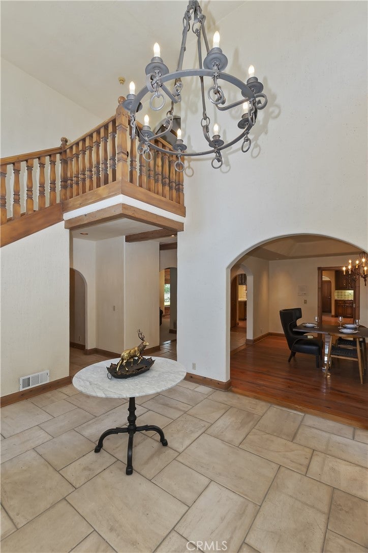 Lake Arrowhead, California, 92352, United States, 4 Bedrooms Bedrooms, ,5 BathroomsBathrooms,Residential,Active,1897983