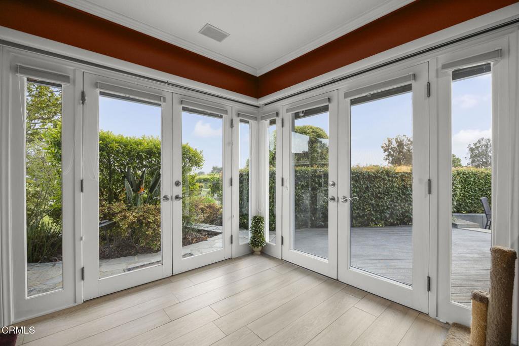 Camarillo, California, 93010, United States, 4 Bedrooms Bedrooms, ,4 BathroomsBathrooms,Residential,Active,1853313