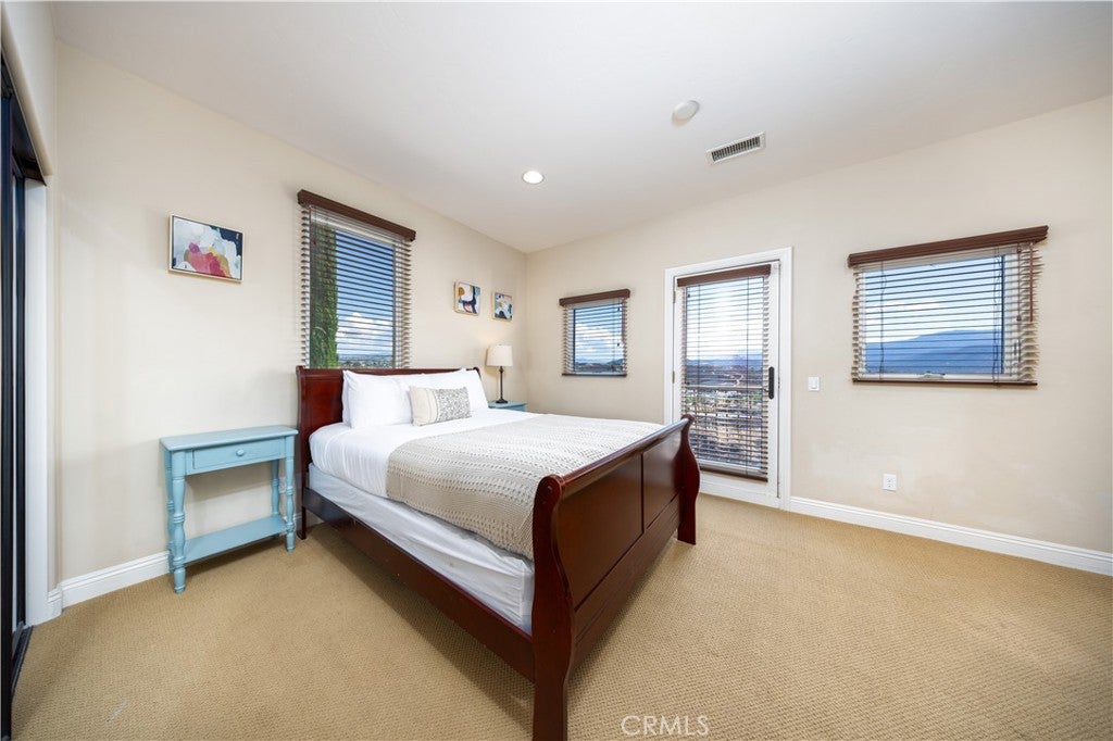 Temecula, California, 92592, United States, 5 Bedrooms Bedrooms, ,4 BathroomsBathrooms,Residential,Active,1970960