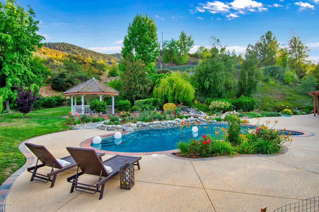 Agoura Hills, California, 91301, United States, 5 Bedrooms Bedrooms, ,5 BathroomsBathrooms,Residential,Active,2012898