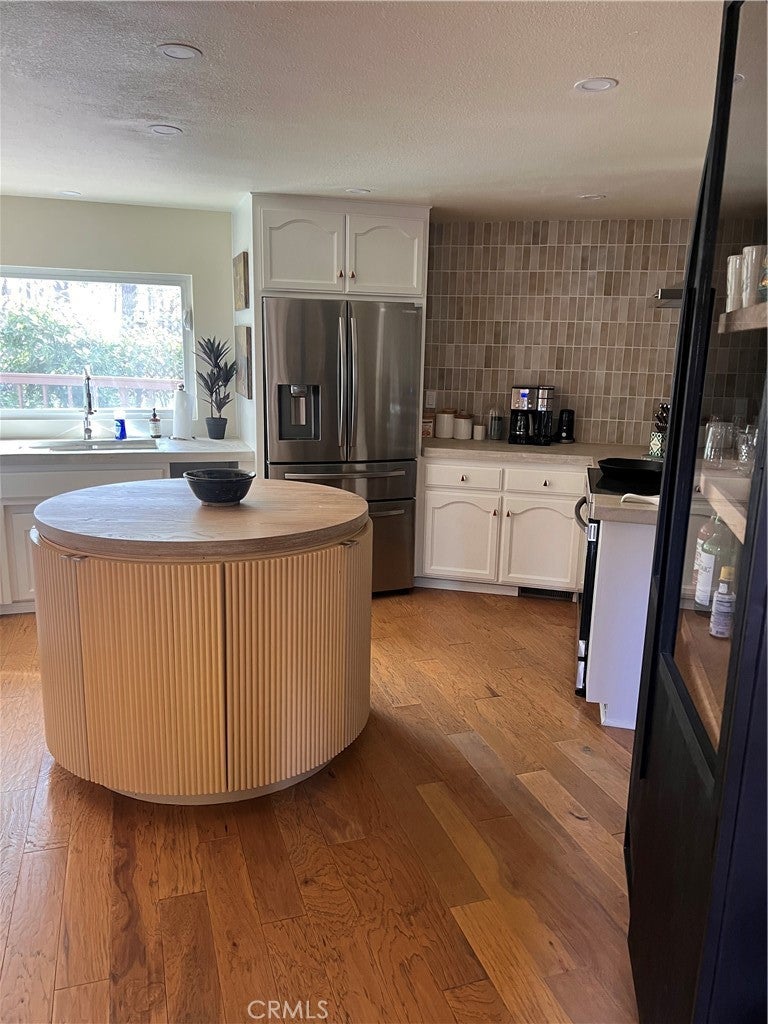 Lake Arrowhead, California, 92352, United States, 4 Bedrooms Bedrooms, ,4 BathroomsBathrooms,Residential,Active,2001372