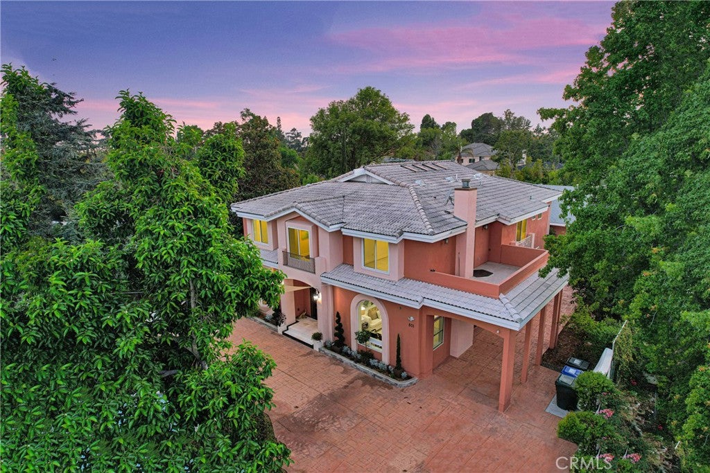 Pasadena, California, 91107, United States, 6 Bedrooms Bedrooms, ,5 BathroomsBathrooms,Residential,Active,1914920