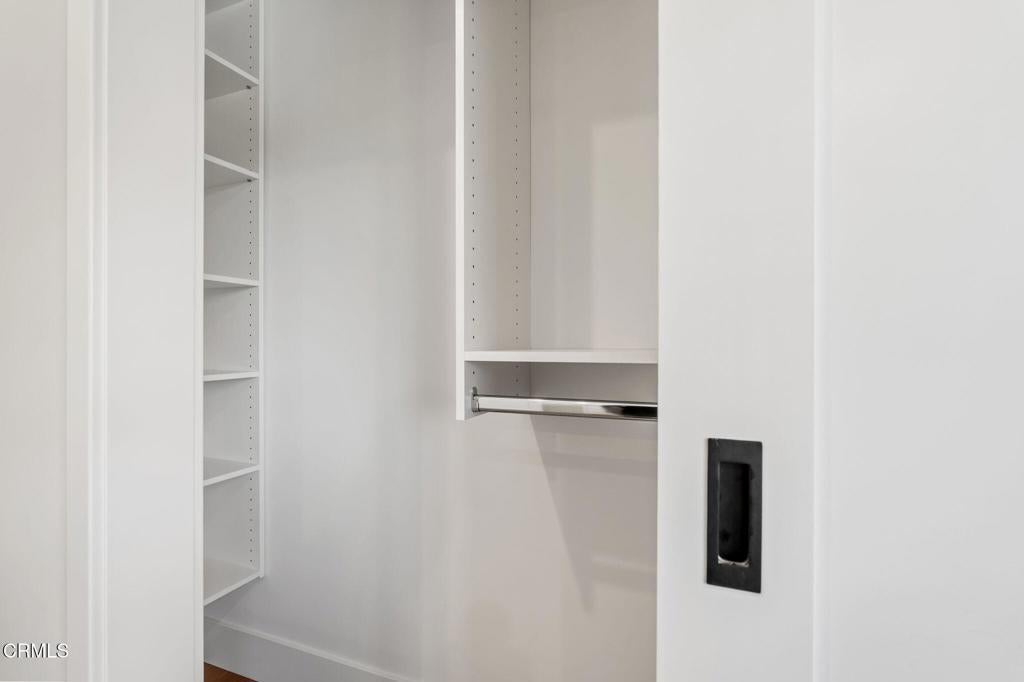 Ventura, California, 93003, United States, 4 Bedrooms Bedrooms, ,3 BathroomsBathrooms,Residential,Active,1936147