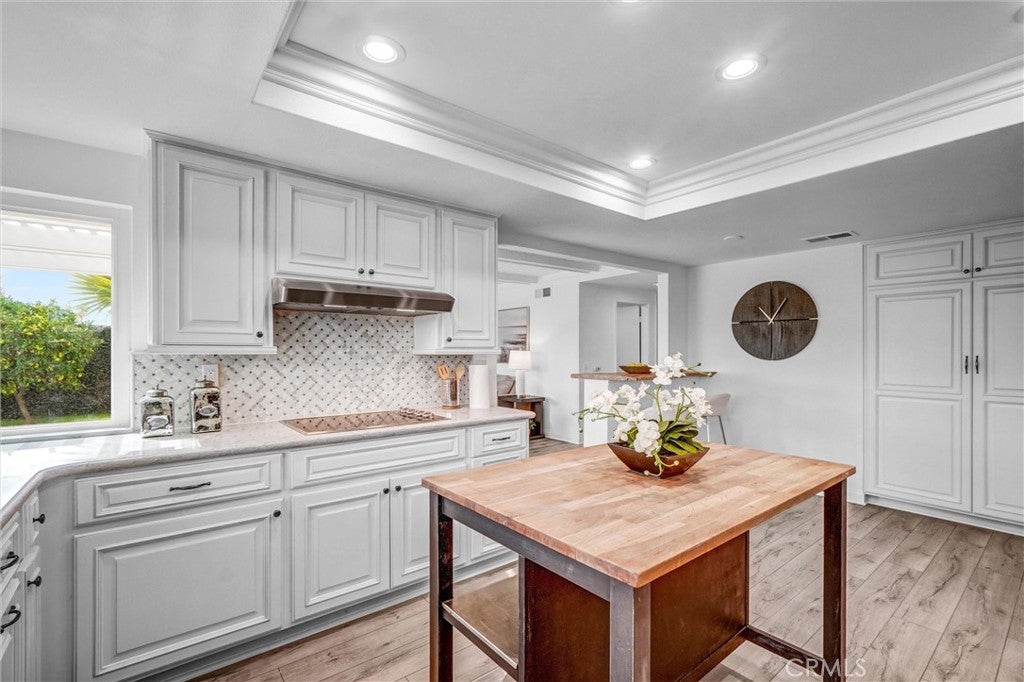 Mission Viejo, California, 92691, United States, 5 Bedrooms Bedrooms, ,3 BathroomsBathrooms,Residential,Active,1986876