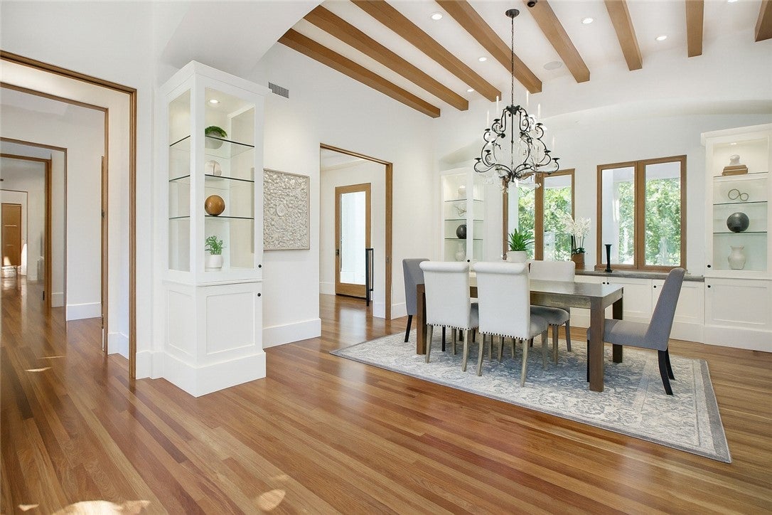 Silverado, California, 92676, United States, 6 Bedrooms Bedrooms, ,9 BathroomsBathrooms,Residential,Active,1926709