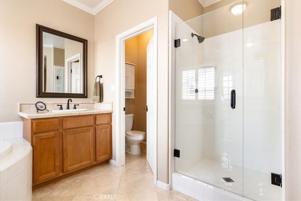 Paso Robles, California, 93446, United States, 4 Bedrooms Bedrooms, ,3 BathroomsBathrooms,Residential,Active,1914823