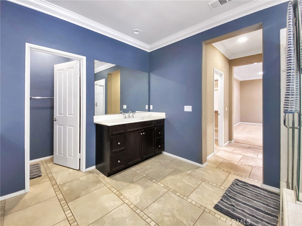 Long Beach, California, 90804, United States, 4 Bedrooms Bedrooms, ,4 BathroomsBathrooms,Residential,Active,1986886