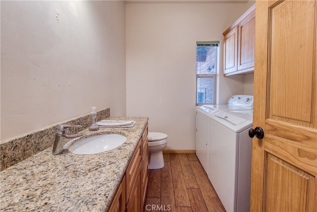 Big Bear Lake, California, 92315, United States, 4 Bedrooms Bedrooms, ,3 BathroomsBathrooms,Residential,Active,1919050