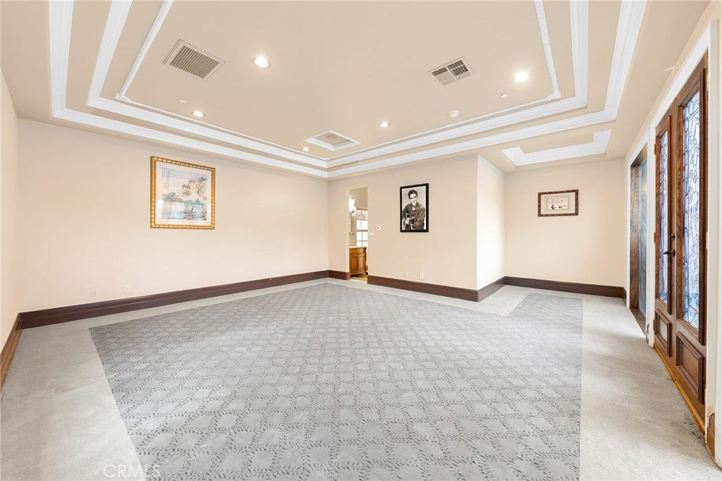Arcadia, California, 91006, United States, 7 Bedrooms Bedrooms, ,9 BathroomsBathrooms,Residential,Active,1919404