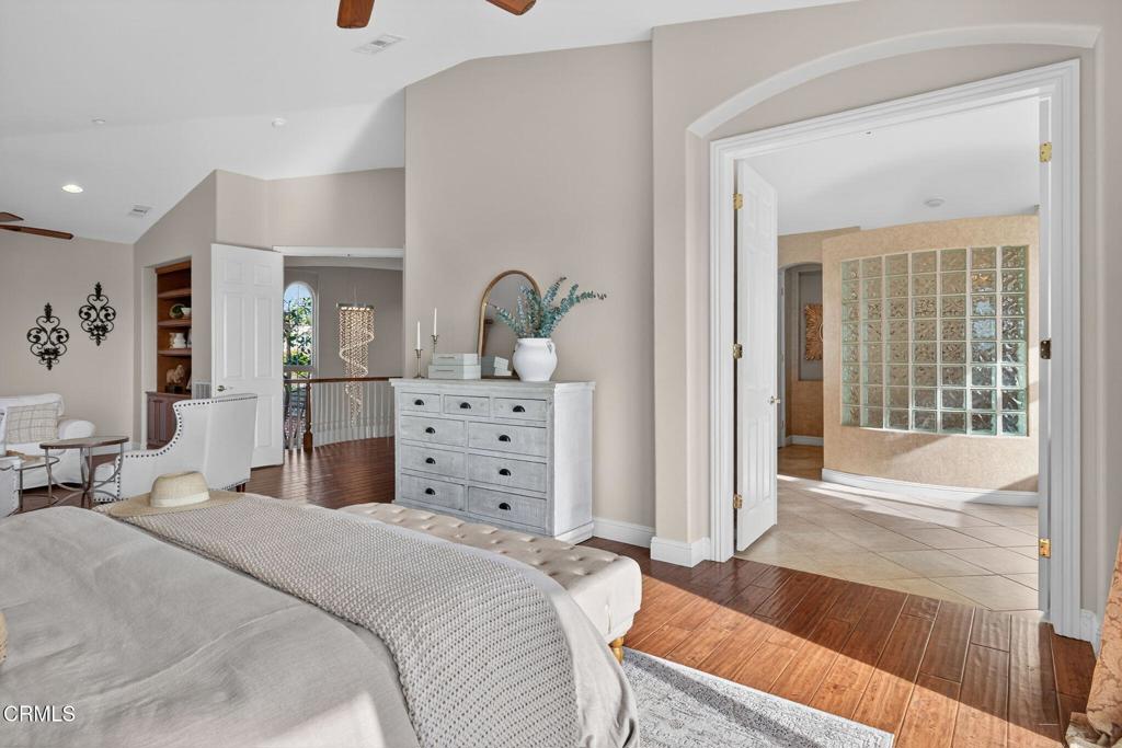 Camarillo, California, 93012, United States, 5 Bedrooms Bedrooms, ,6 BathroomsBathrooms,Residential,Active,2006970