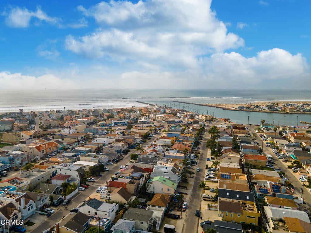 Oxnard, California, 93035, United States, 4 Bedrooms Bedrooms, ,2 BathroomsBathrooms,Residential,Active,2007278