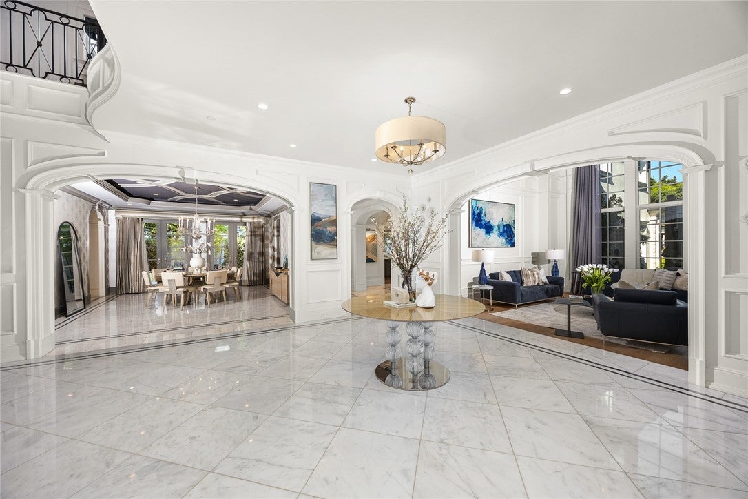Arcadia, California, 91006, United States, 6 Bedrooms Bedrooms, ,8 BathroomsBathrooms,Residential,Active,1933891