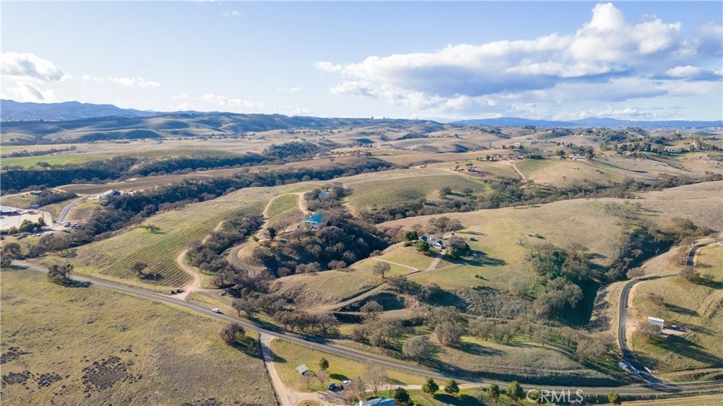 Paso Robles, California, 93446, United States, 5 Bedrooms Bedrooms, ,6 BathroomsBathrooms,Residential,Active,1821961