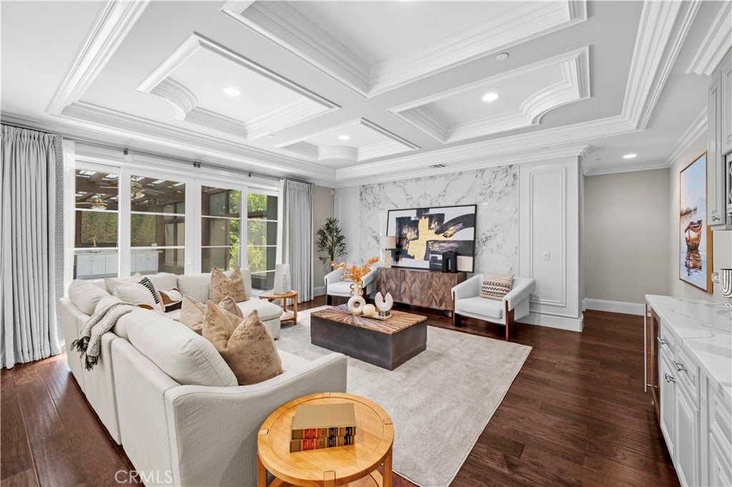 Arcadia, California, 91006, United States, 5 Bedrooms Bedrooms, ,7 BathroomsBathrooms,Residential,Active,1909900