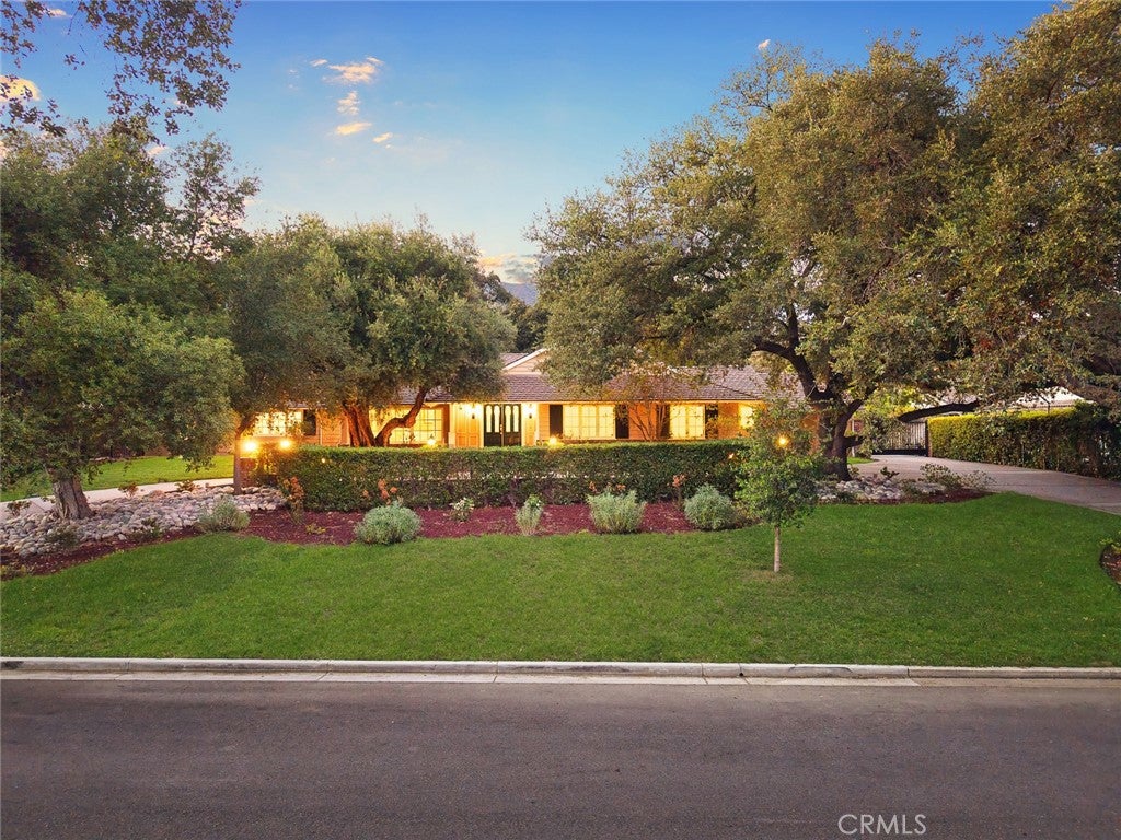 Arcadia, California, 91006, United States, 5 Bedrooms Bedrooms, ,6 BathroomsBathrooms,Residential,Active,1907985