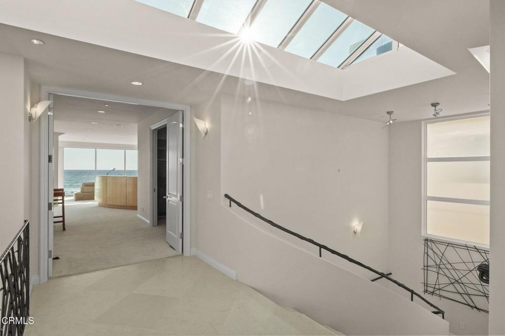 Oxnard, California, 93035, United States, 4 Bedrooms Bedrooms, ,6 BathroomsBathrooms,Residential,Active,1993670