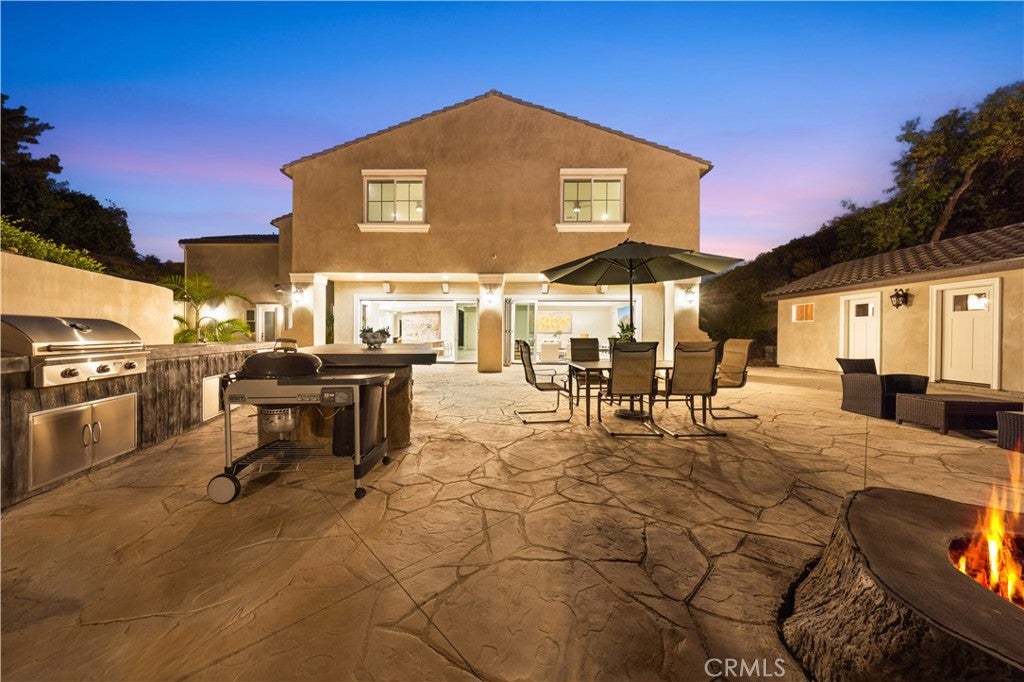 Walnut, California, 91789, United States, 5 Bedrooms Bedrooms, ,7 BathroomsBathrooms,Residential,Active,1903230