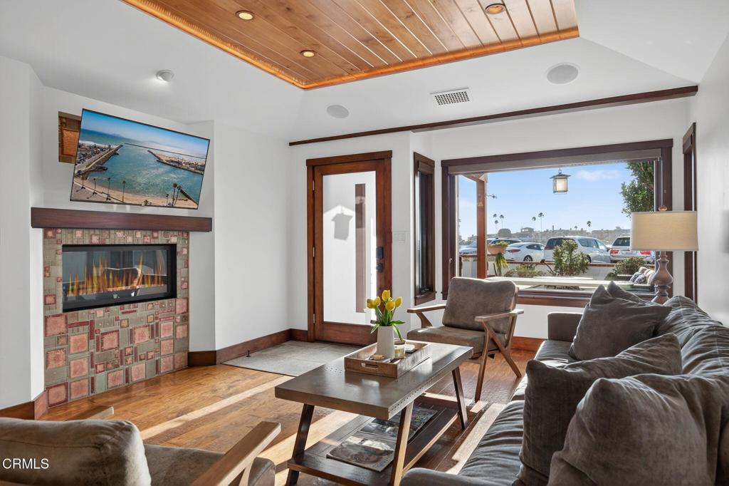 Oxnard, California, 93035, United States, 4 Bedrooms Bedrooms, ,3 BathroomsBathrooms,Residential,Active,2015438