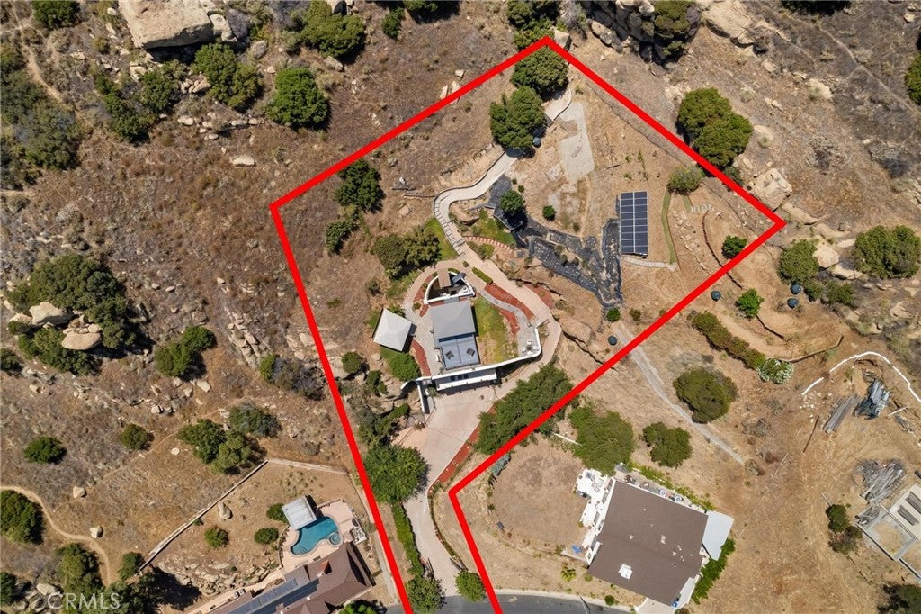 Chatsworth, California, 91311, United States, 4 Bedrooms Bedrooms, ,4 BathroomsBathrooms,Residential,Active,2011421