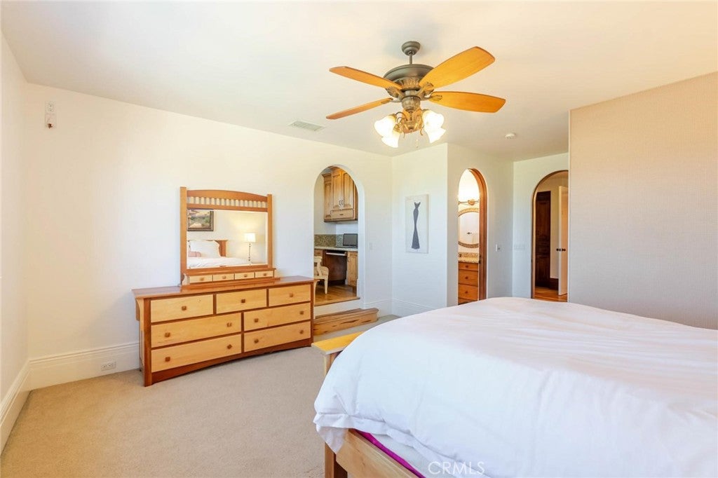 Valencia, California, 91381, United States, 6 Bedrooms Bedrooms, ,11 BathroomsBathrooms,Residential,Active,1959978