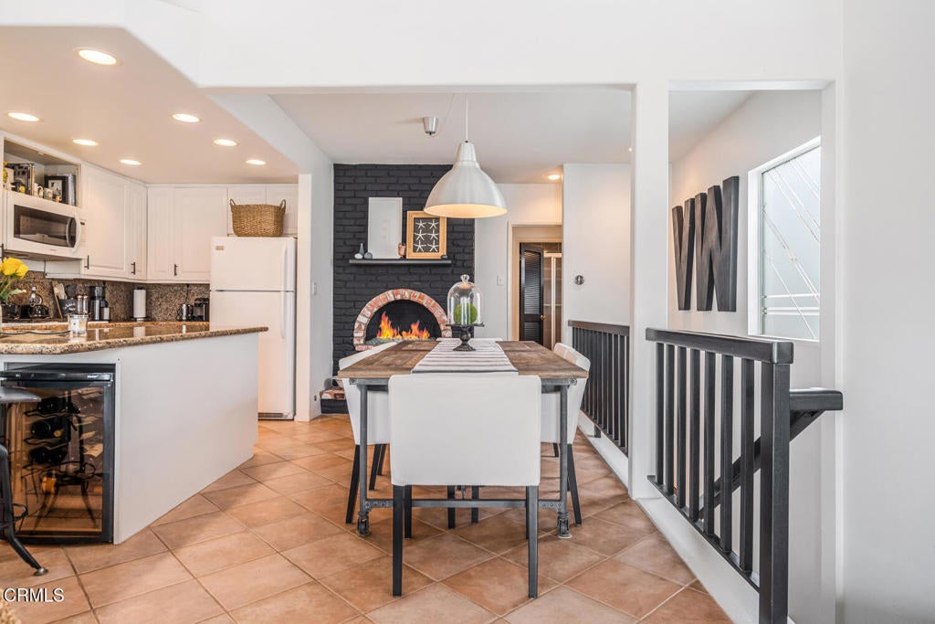 Oxnard, California, 93035, United States, 3 Bedrooms Bedrooms, ,2 BathroomsBathrooms,Residential,Active,1989783