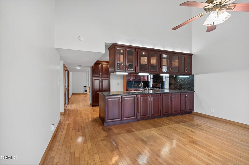 Ventura, California, 93001, United States, 5 Bedrooms Bedrooms, ,3 BathroomsBathrooms,Residential,Active,1922272