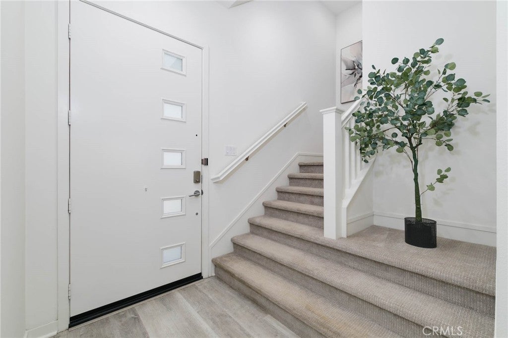 Irvine, California, 92618, United States, 3 Bedrooms Bedrooms, ,3 BathroomsBathrooms,Residential,Active,1942374