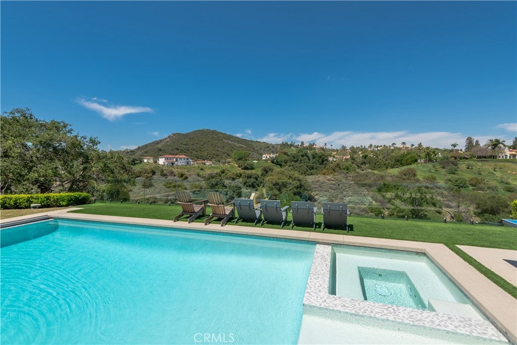 Calabasas, California, 91302, United States, 5 Bedrooms Bedrooms, ,5 BathroomsBathrooms,Residential,Active,1806958
