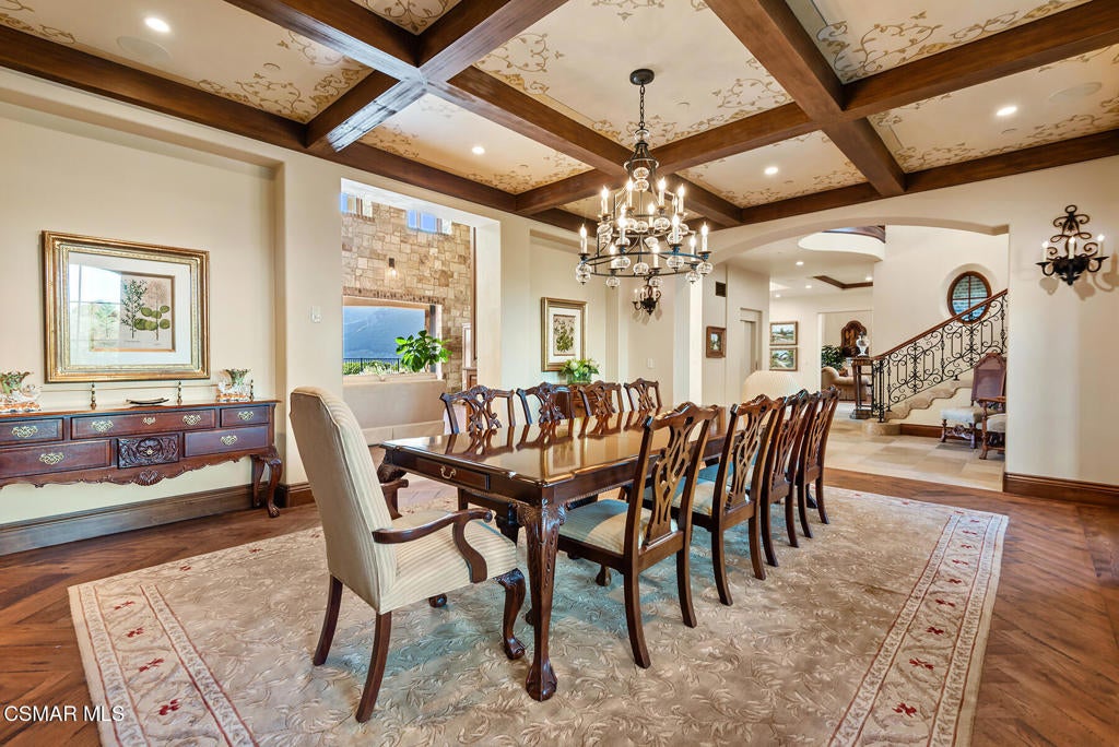 Thousand Oaks, California, 91361, United States, 7 Bedrooms Bedrooms, ,13 BathroomsBathrooms,Residential,Active,1748234