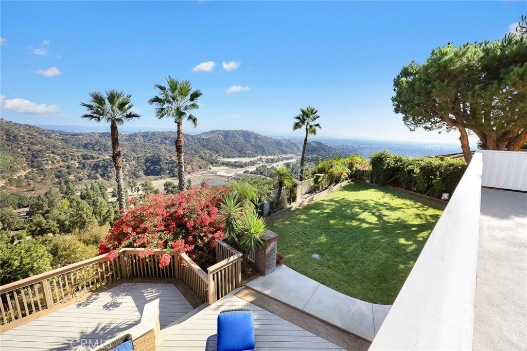 Arcadia, California, 91006, United States, 7 Bedrooms Bedrooms, ,8 BathroomsBathrooms,Residential,Active,1914824