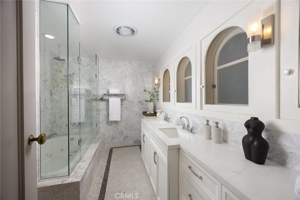 928 S El Molino Ave – image 31