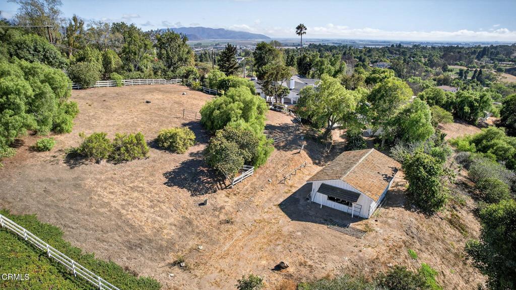 Camarillo, California, 93010, United States, 4 Bedrooms Bedrooms, ,5 BathroomsBathrooms,Residential,Active,1944013