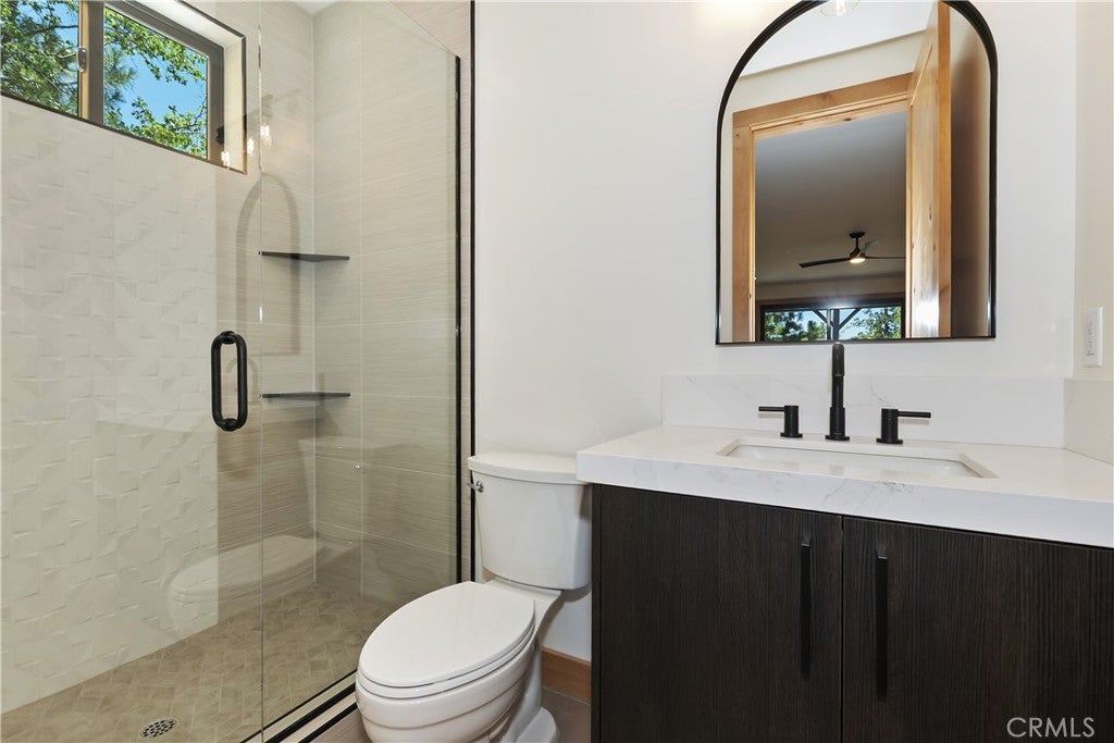 Big Bear Lake, California, 92315, United States, 5 Bedrooms Bedrooms, ,6 BathroomsBathrooms,Residential,Active,1914782