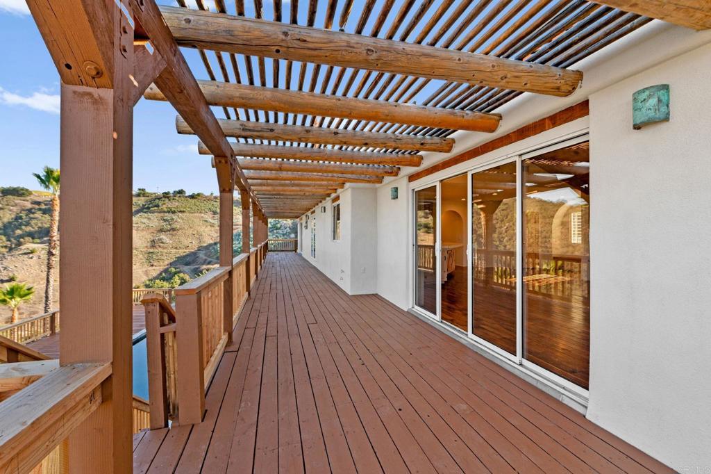 Escondido, California, 92026, United States, 3 Bedrooms Bedrooms, ,2 BathroomsBathrooms,Residential,Active,1972147