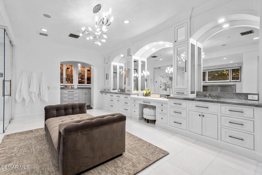 Westlake Village, California, 91362, United States, ,7 BathroomsBathrooms,Residential,Active,1824013