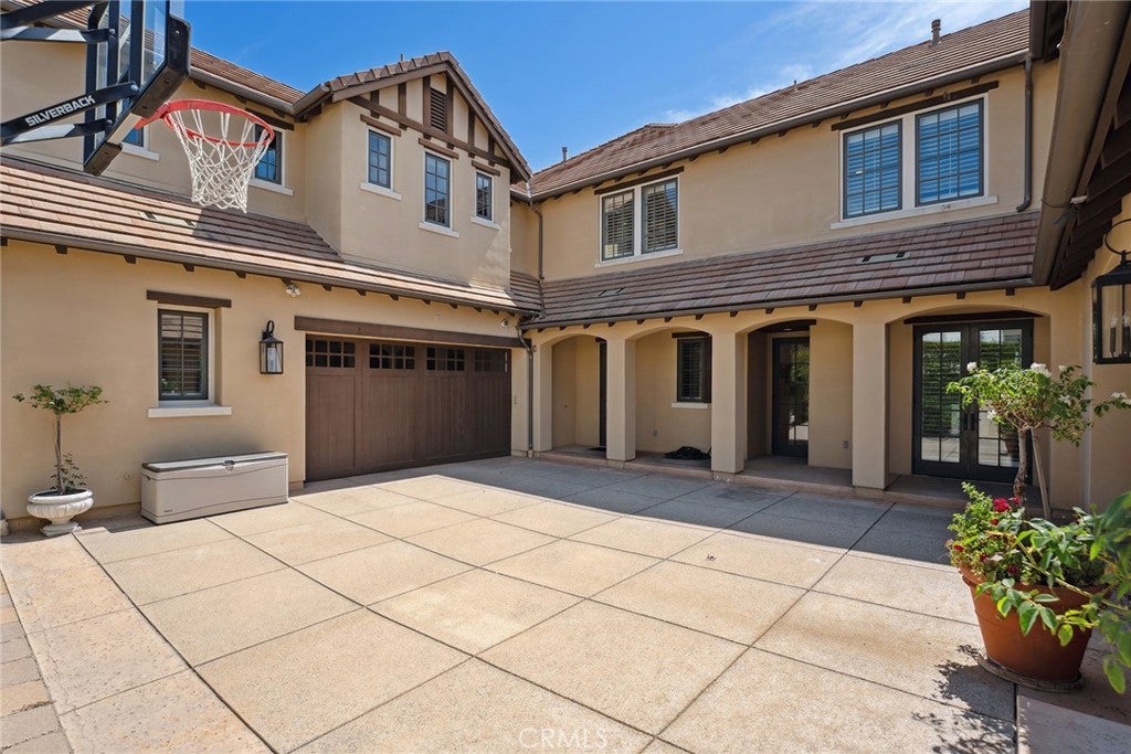 Calabasas, California, 91302, United States, 5 Bedrooms Bedrooms, ,6 BathroomsBathrooms,Residential,Active,1929471
