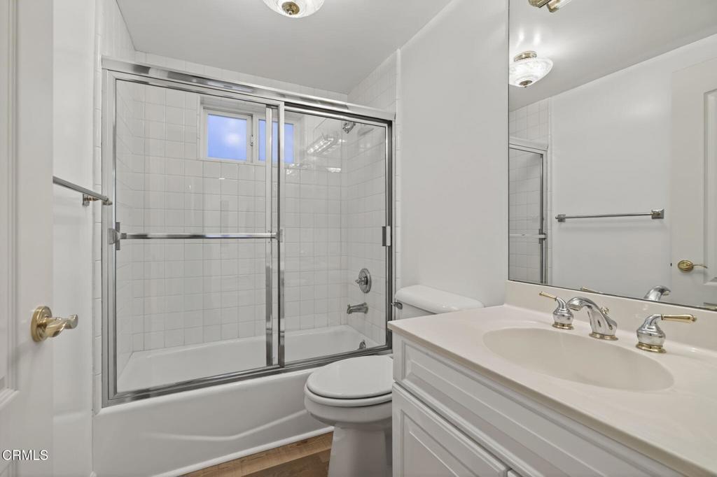 Oxnard, California, 93035, United States, 4 Bedrooms Bedrooms, ,4 BathroomsBathrooms,Residential,Active,1997596