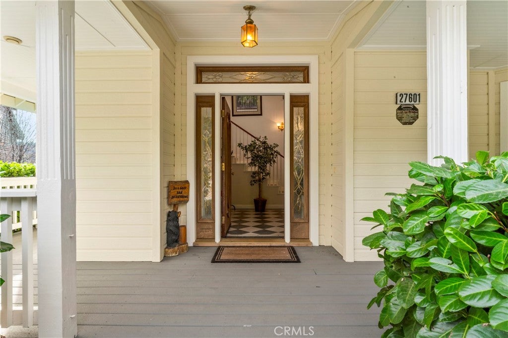 Lake Arrowhead, California, 92352, United States, 4 Bedrooms Bedrooms, ,4 BathroomsBathrooms,Residential,Active,2007295