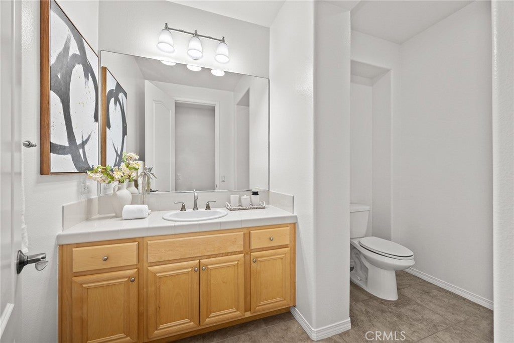 Monterey Park, California, 91754, United States, 5 Bedrooms Bedrooms, ,5 BathroomsBathrooms,Residential,Active,1988440