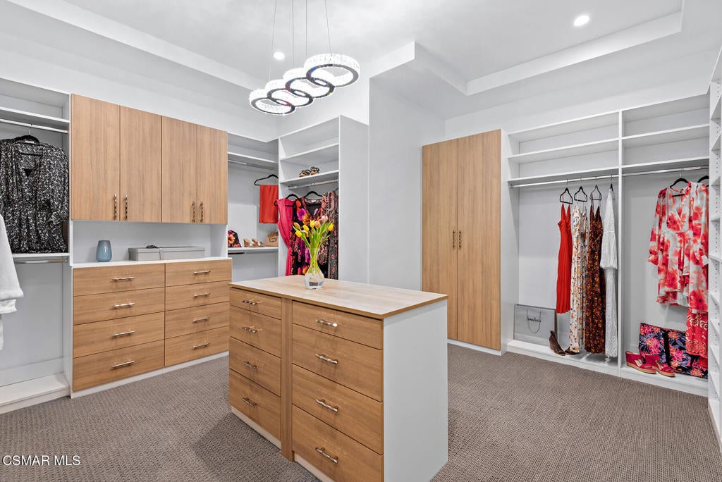 Westlake Village, California, 91362, United States, 6 Bedrooms Bedrooms, ,7 BathroomsBathrooms,Residential,Active,2011853