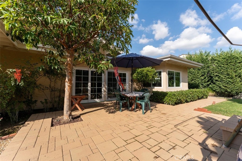 Irvine, California, 92603, United States, 4 Bedrooms Bedrooms, ,3 BathroomsBathrooms,Residential,Active,2001333