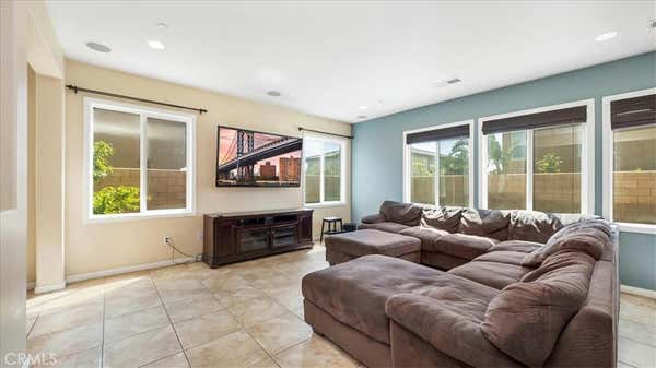 5430 PADUA WAY, FONTANA, CA 92336, photo 5 of 20