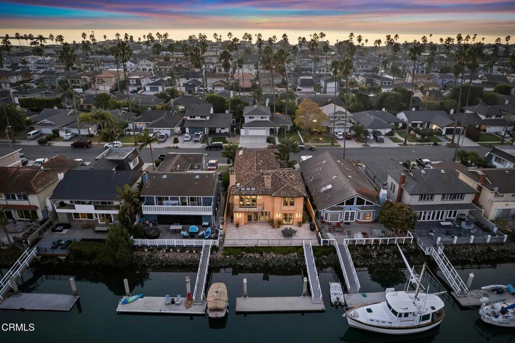 Ventura, California, 93001, United States, 3 Bedrooms Bedrooms, ,4 BathroomsBathrooms,Residential,Active,1756327