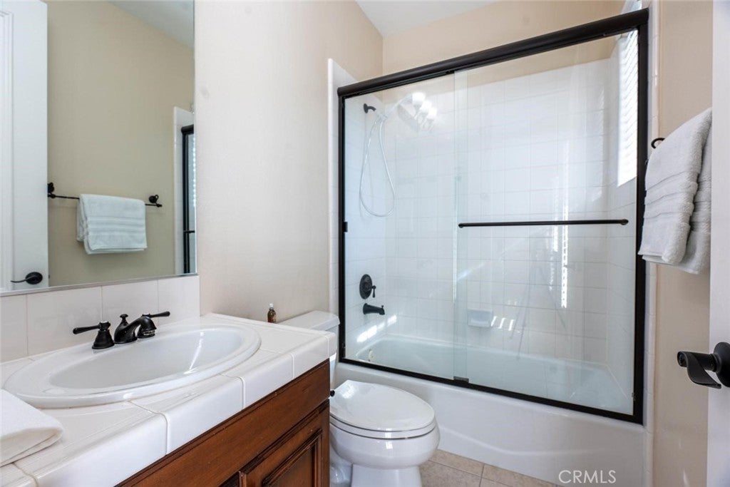 Canyon Country, California, 91387, United States, 5 Bedrooms Bedrooms, ,6 BathroomsBathrooms,Residential,Active,1914828