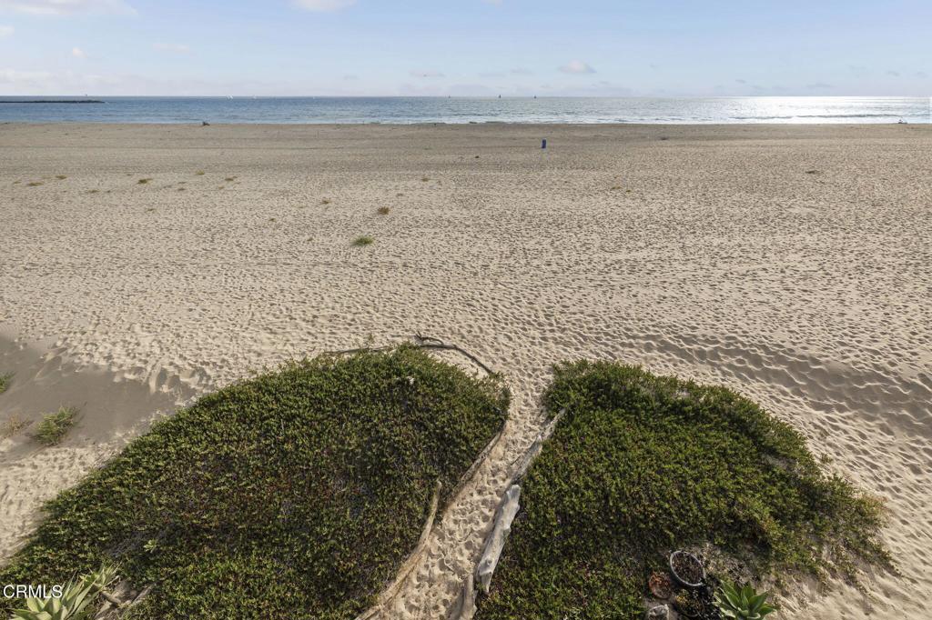 Oxnard, California, 93035, United States, 4 Bedrooms Bedrooms, ,3 BathroomsBathrooms,Residential,Active,2006988