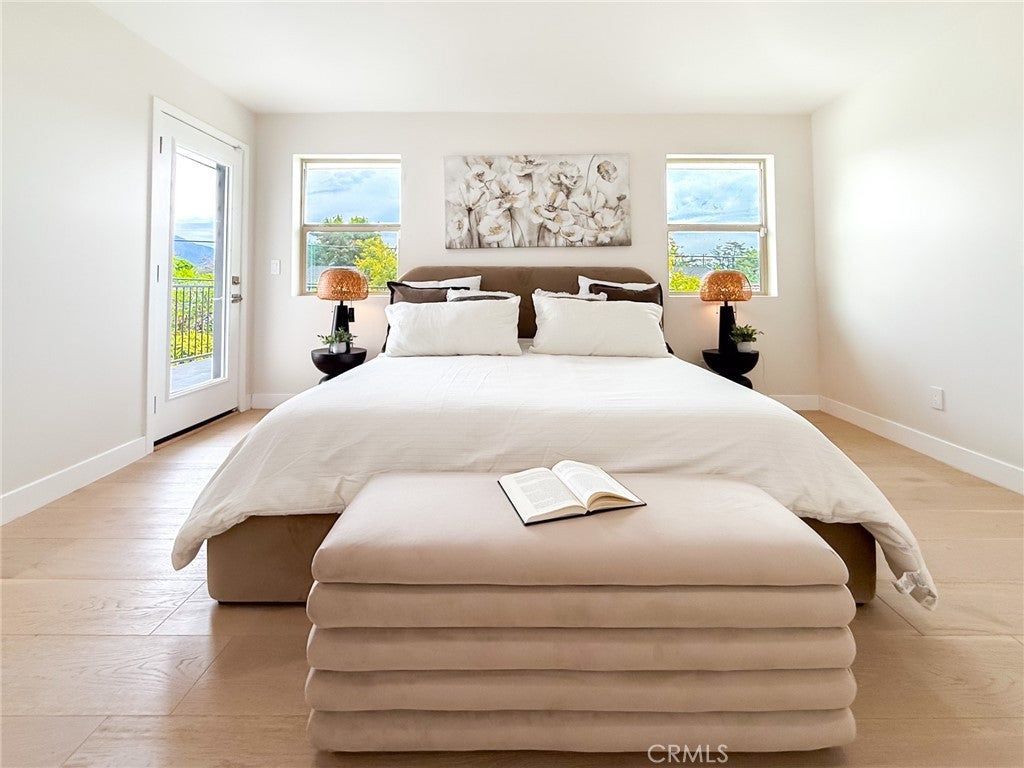 Pasadena, California, 91107, United States, 7 Bedrooms Bedrooms, ,8 BathroomsBathrooms,Residential,Active,1944066