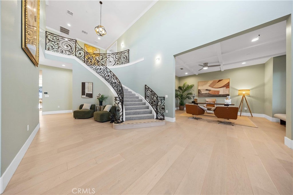 Walnut, California, 91789, United States, 5 Bedrooms Bedrooms, ,7 BathroomsBathrooms,Residential,Active,1903230