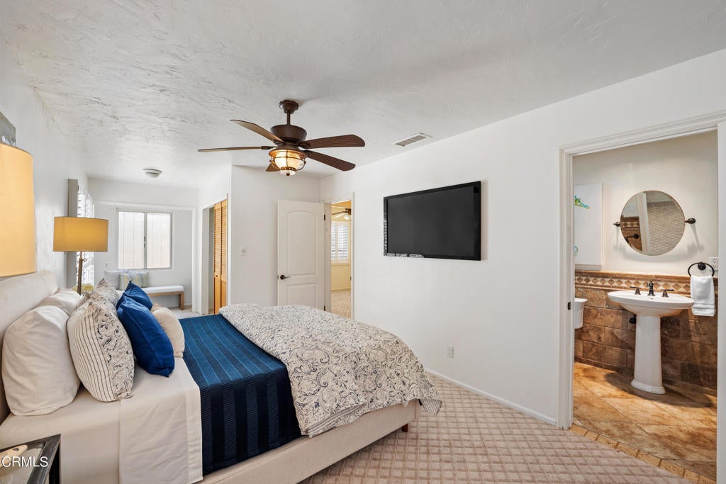 Oxnard, California, 93035, United States, 3 Bedrooms Bedrooms, ,3 BathroomsBathrooms,Residential,Active,1944049