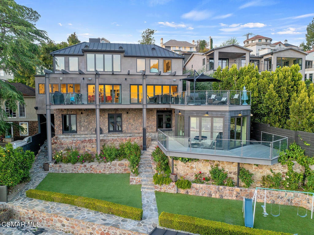 Lake Sherwood, California, 91361, United States, ,4 BathroomsBathrooms,Residential,Active,1820410